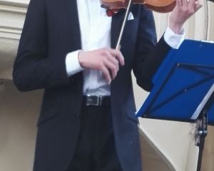 Koncert - houslista a violista